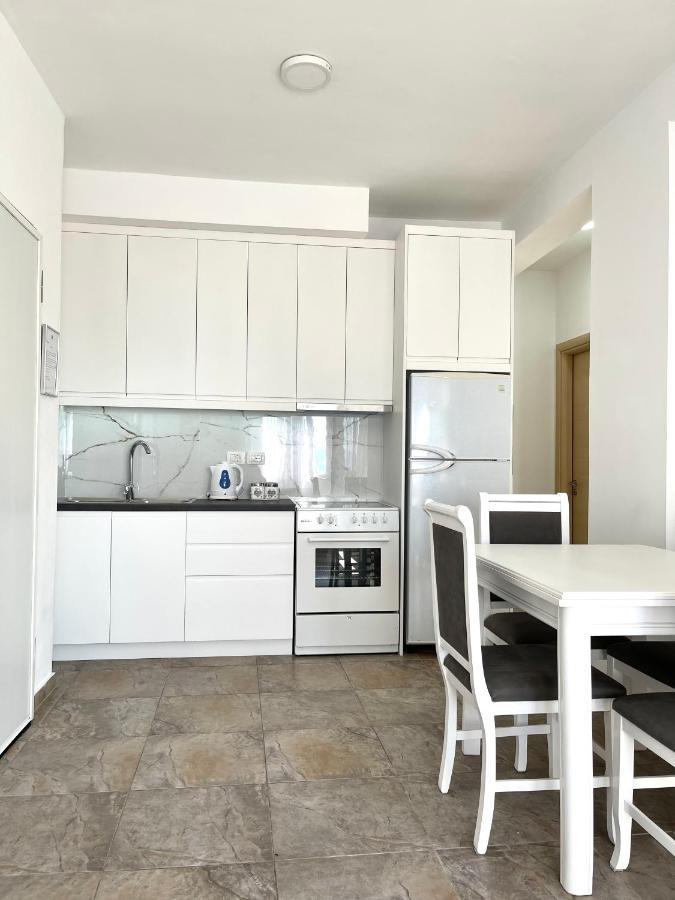 Sunny Bay Apartments Σαράντα Εξωτερικό φωτογραφία