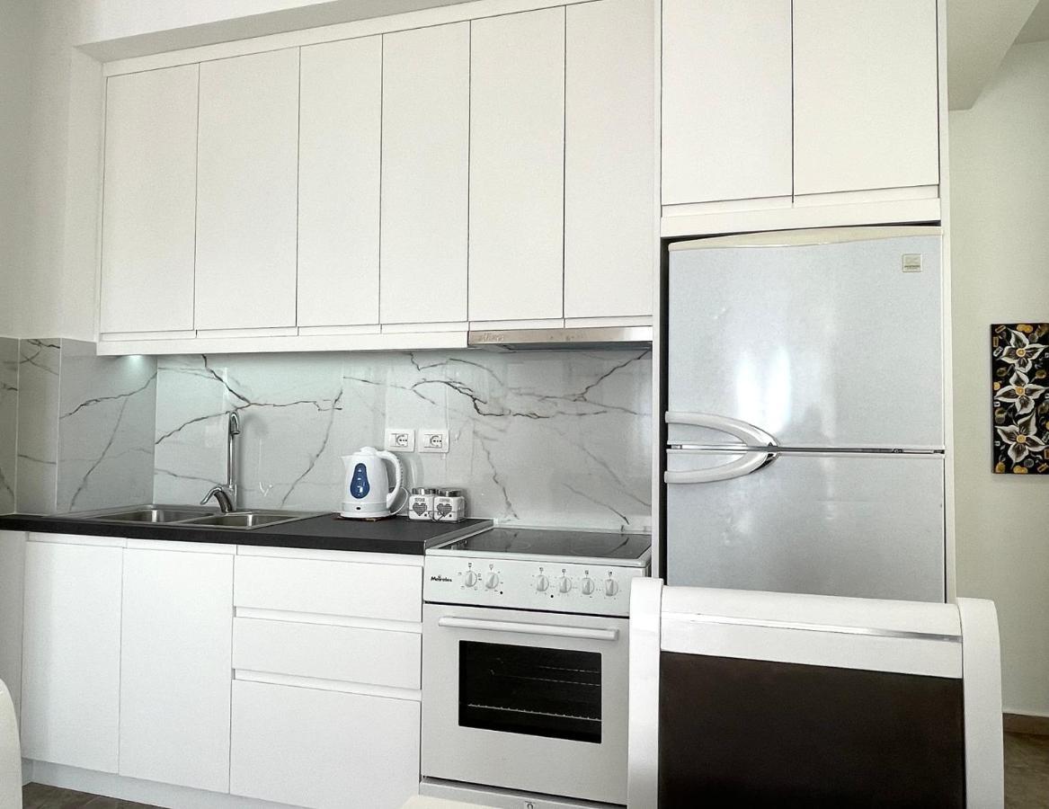 Sunny Bay Apartments Σαράντα Εξωτερικό φωτογραφία