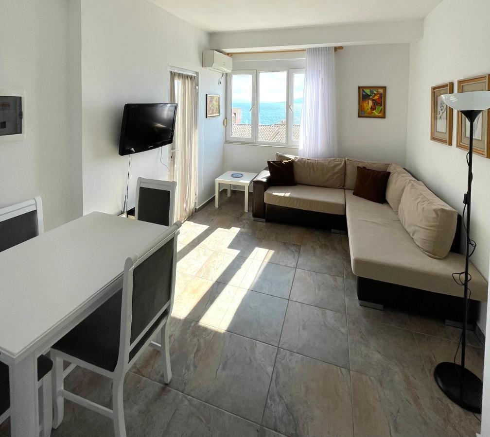 Sunny Bay Apartments Σαράντα Εξωτερικό φωτογραφία