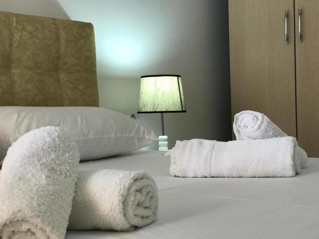 Sunny Bay Apartments Σαράντα Εξωτερικό φωτογραφία